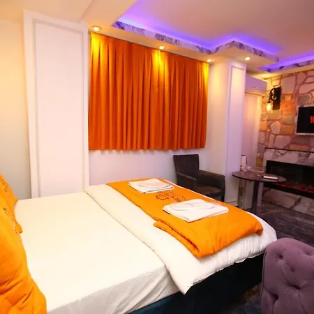 Ren Hotel