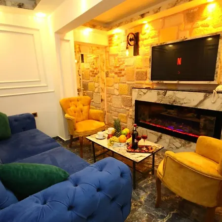 Ren Hotel *